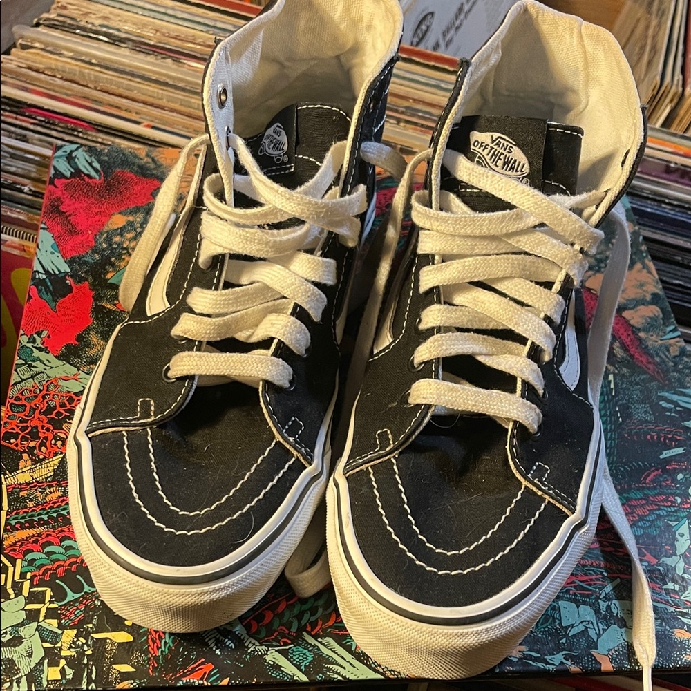 Vans Classic Black and White Sk8-Highs unisex
